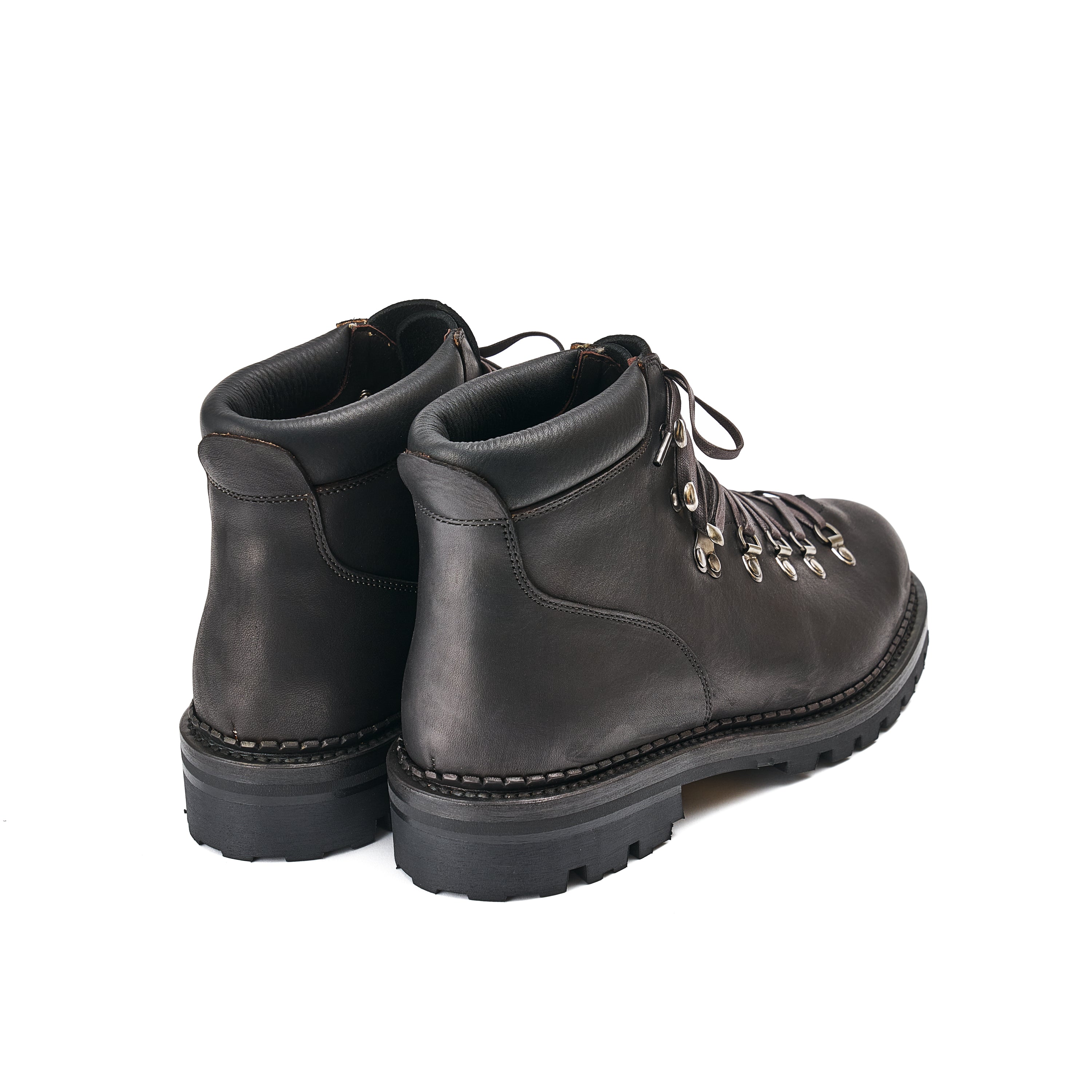 Mountain Boots - no,3318 / Italian Horse Front / col,Military Black-Hand Dye